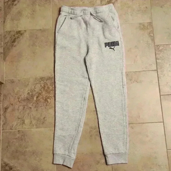 Puma Jogger Sweatpants - Picture 1 of 7